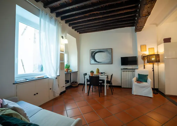 Nina House Apartman *